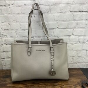 Michael Kors Light Gray Saffiano Leather Jet Set 3 With Compartments